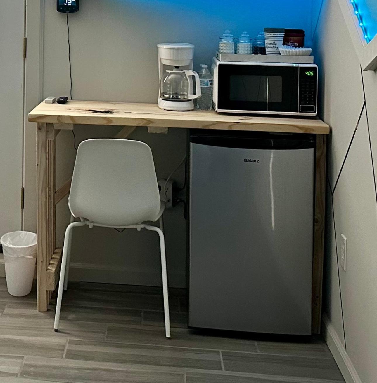 Eagle Stay Dainty Studio Eagle Pass Exteriör bild